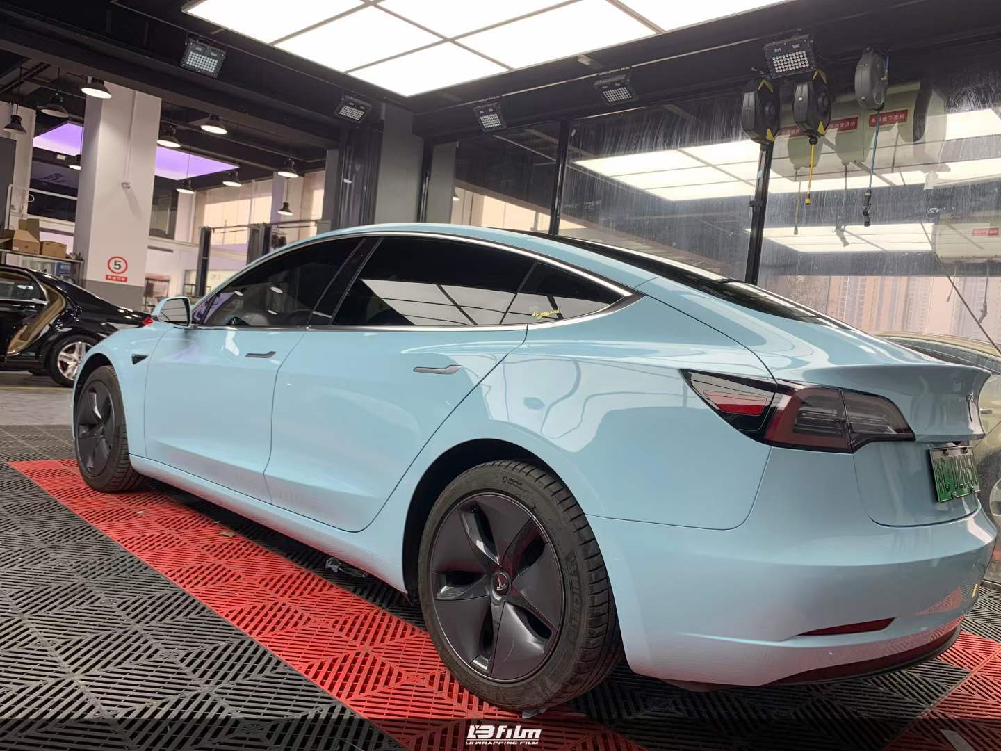 特斯拉model3汽车lb改色膜pet冰川蓝