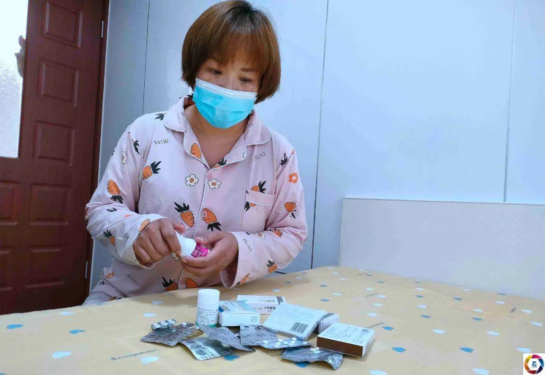 经历|父母离异后各自再婚，在我生病后妈妈再次结束婚姻，前来照顾我