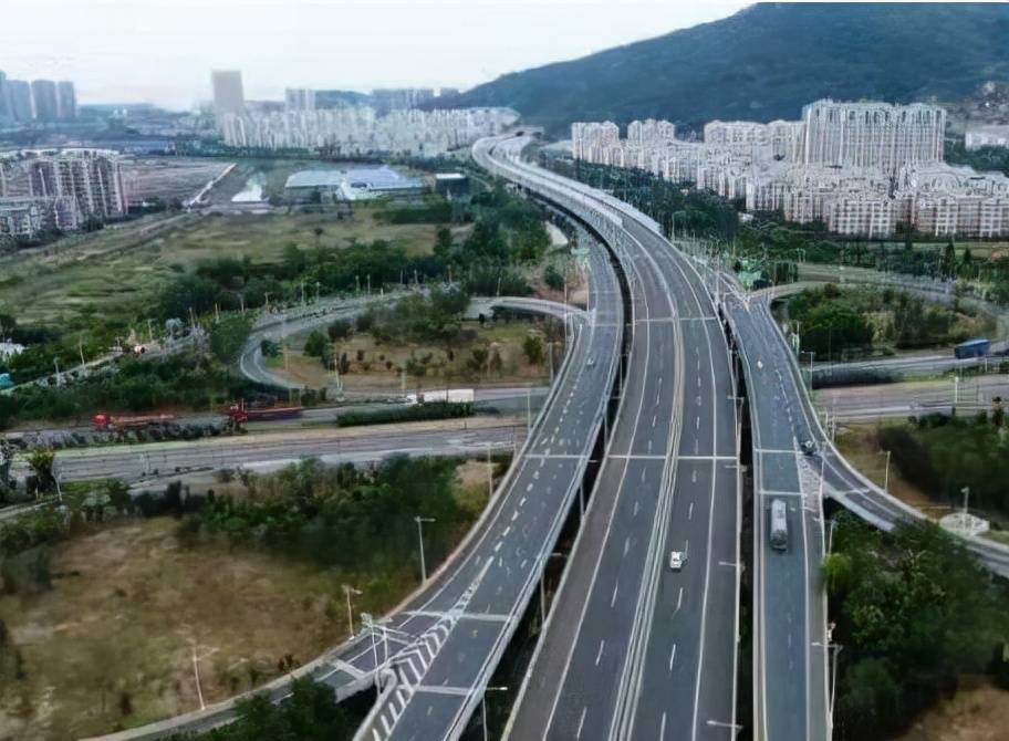 江苏这条高速公路，长5.016公里，期盼了5年，终于快通车了