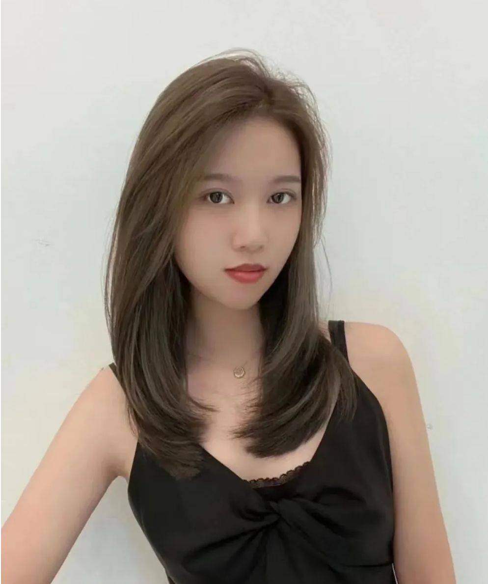 发型有时候真该换换发型了，看看这17款流行发型，好看时尚不过时