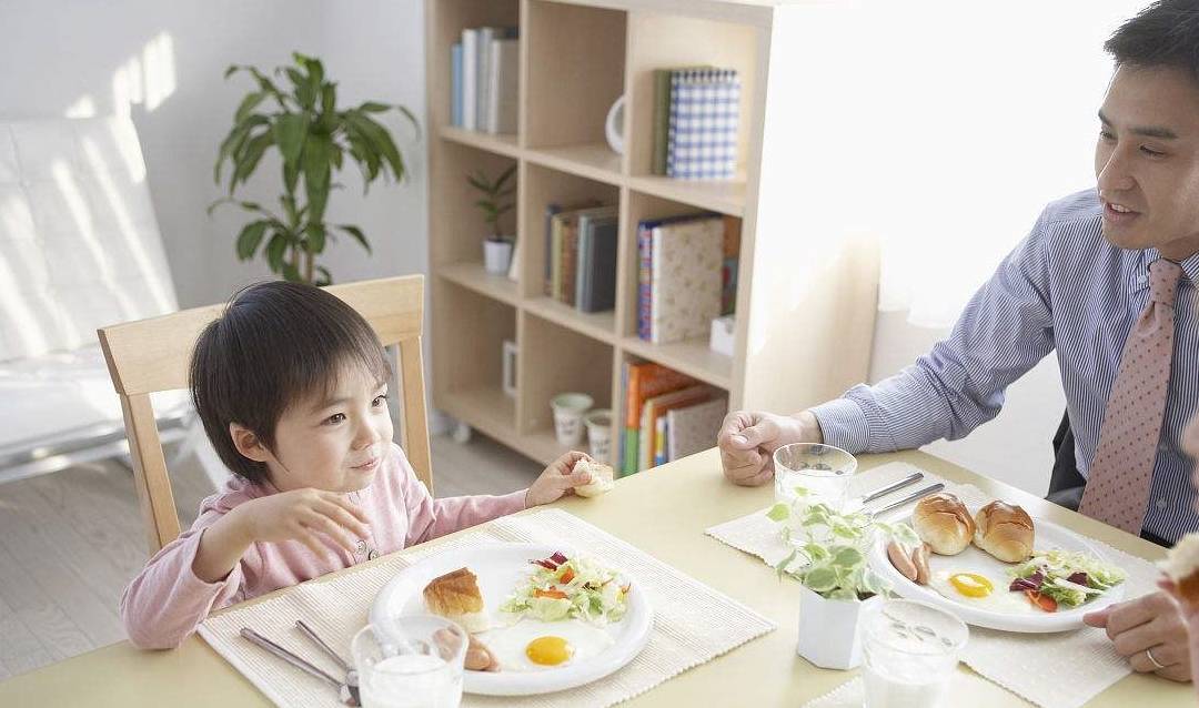 体重|入冬后，减肥遇上“平台期”？坚持做好3点，体重回到“两位数”