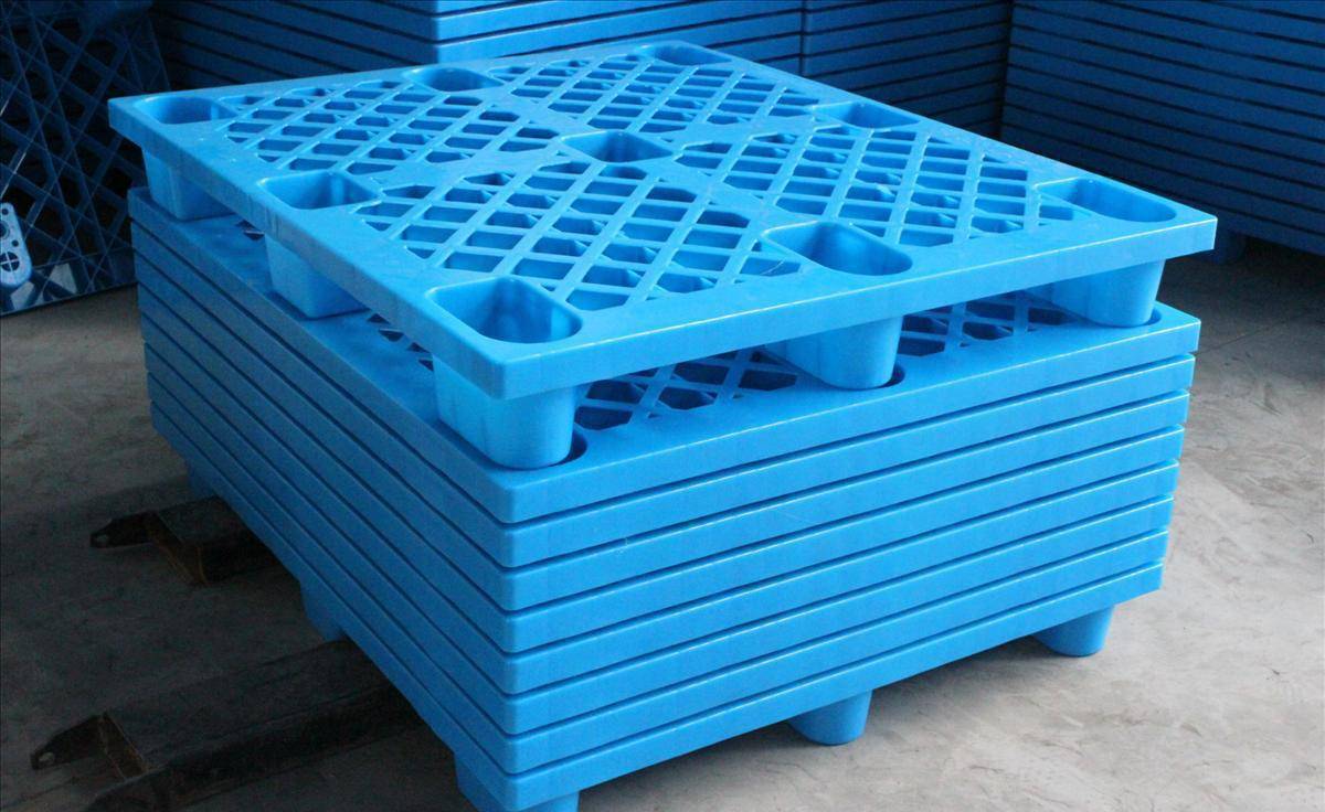九脚吹塑托盘在生鲜领域的应用