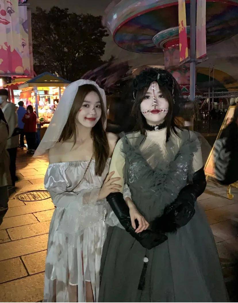 欢乐谷别当鬼了，抓他去出道吧…