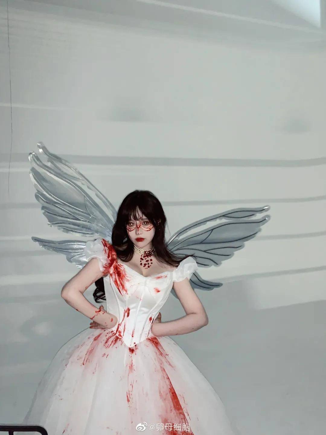 欢乐谷别当鬼了，抓他去出道吧…