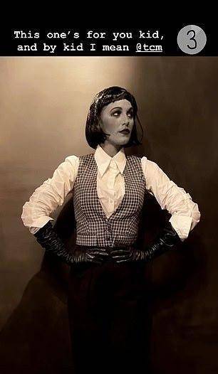 黑色 霉霉万圣节扮松鼠，与布莱克夫妇上街讨糖果，瑞安只戴假发太敷衍