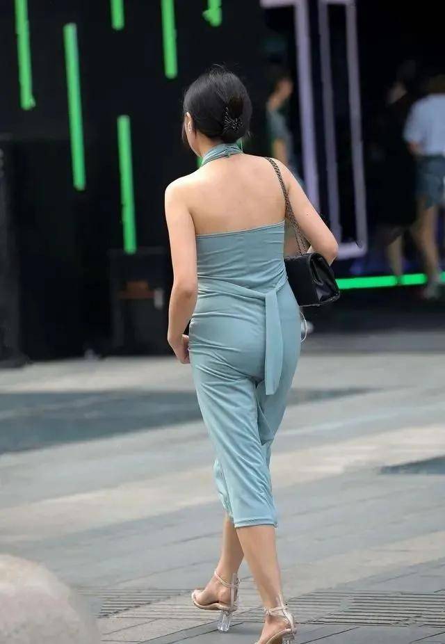 高跟鞋 掩盖劣势，突如其来的“旗袍”，兼顾时髦修身，还被蒙在鼓里吗？