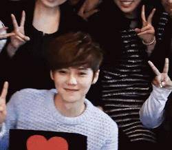 苹苹|突破演技，真实残忍，这部被删减的《Hello，树先生》才是国产巅峰