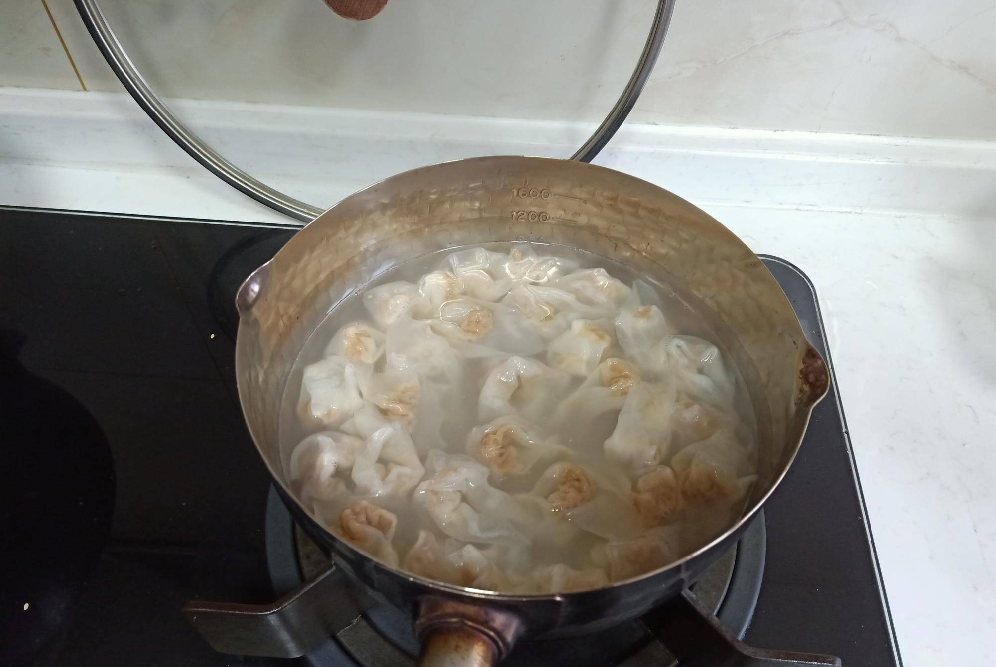 神兽|娘儿俩的早餐火了,不要低估神兽的胃口,满满一桌,转身就光盘