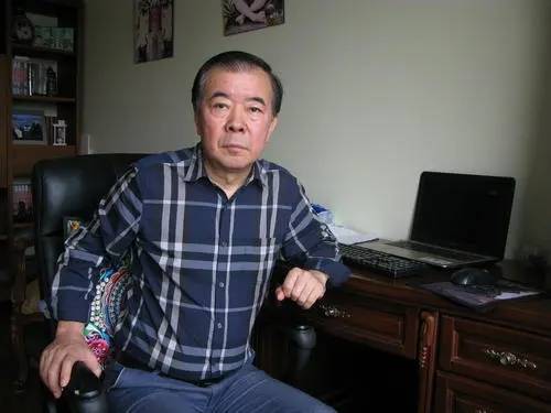 全网|16天播放量破6亿，全网热度第一，《突围》凭啥剪辑混乱还能爆款