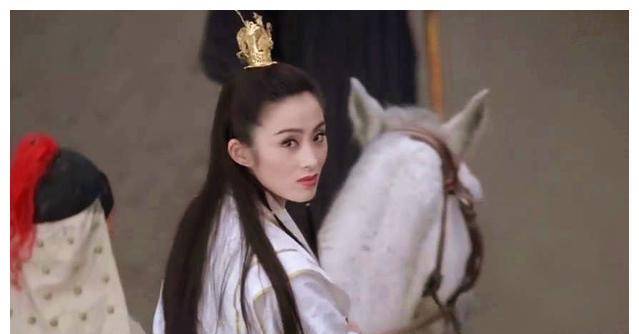 角色|刚毁了“王语嫣”，现在又来演“赵敏”，她还能守住自己的口碑吗