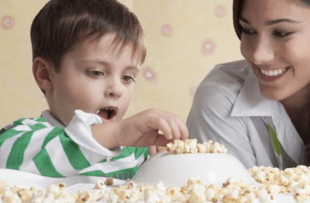 睡眠|儿科医生：孩子的事90%都在吃上，别让宝宝吃多了！家长快收手