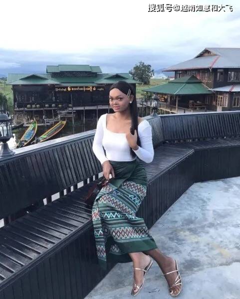 Maeya 泰国"最美变性人",因长相丑陋逆袭走红模特界!