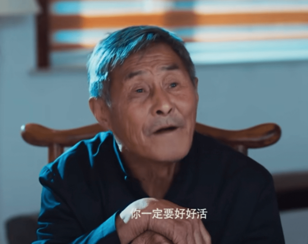 于月仙遗作上线,喜剧效果不输《乡村爱情》,炮手张大爷实力抢镜