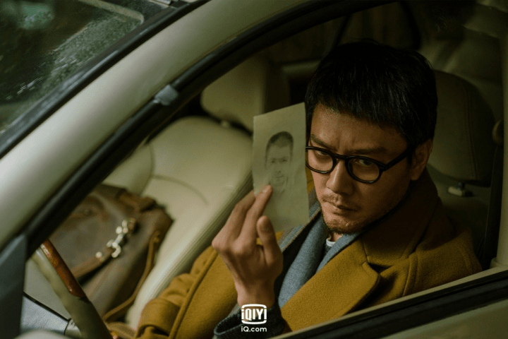 【挥别赵丽颖】情场失意事业起飞冯绍峰新戏染灰白发色留腮胡