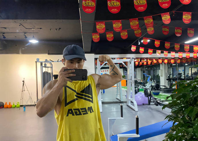 是健體運動員也是肌肉私教，健身6年，不充血臂圍也保持在40cm！ 健身減肥達人 第7张