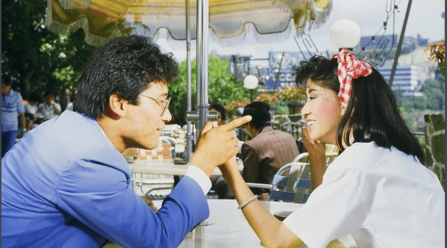 因为|让张艺谋冯小刚怀念，让梁家辉哽咽，梅艳芳是一个时代的传奇