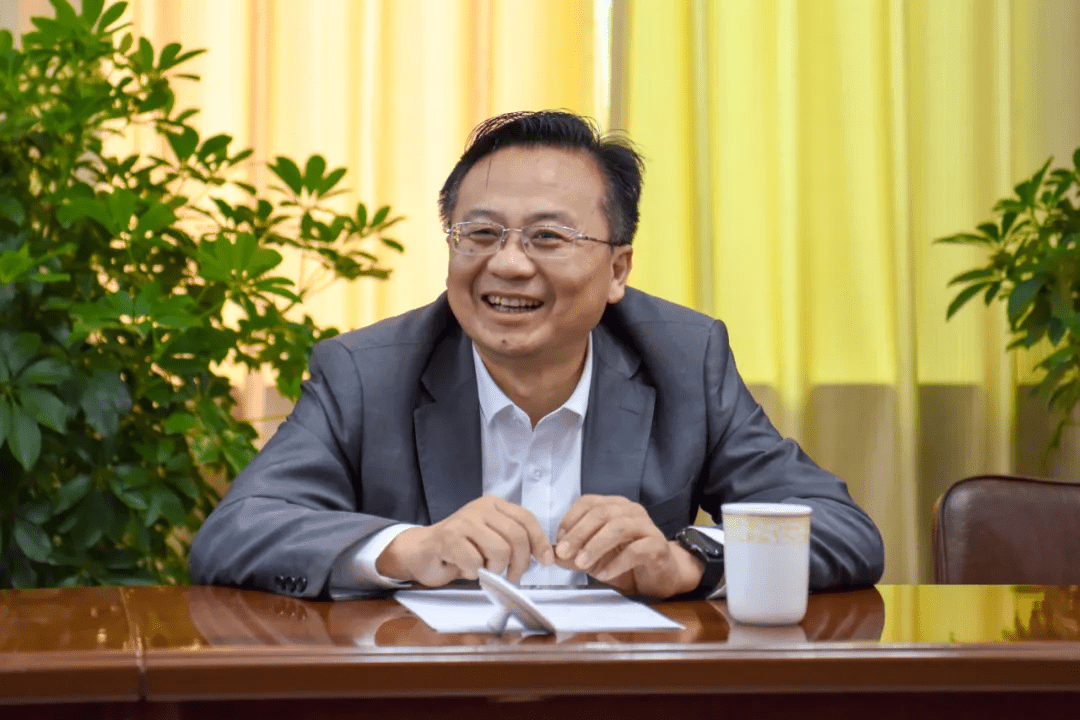 [南巢唱皖]:今天鼓励做1m宽,但有1km深的事情,做专长的事情!_企业