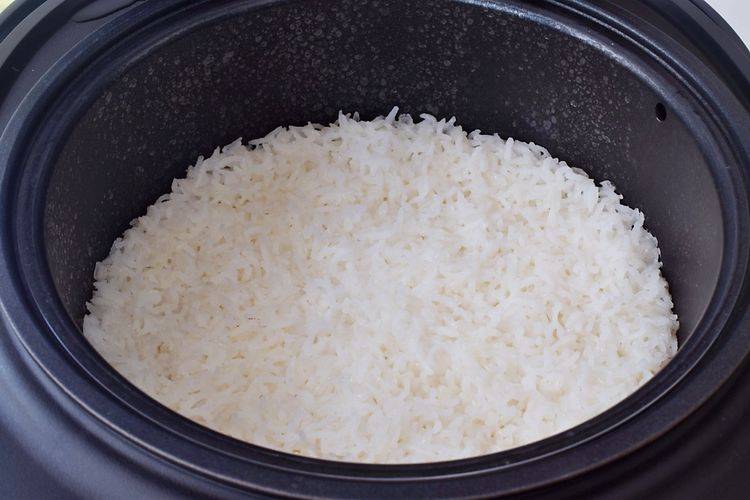 竹帘|天渐凉,做个简易饭团,饱腹抗饿,?咸?香味美,老人小孩都爱吃