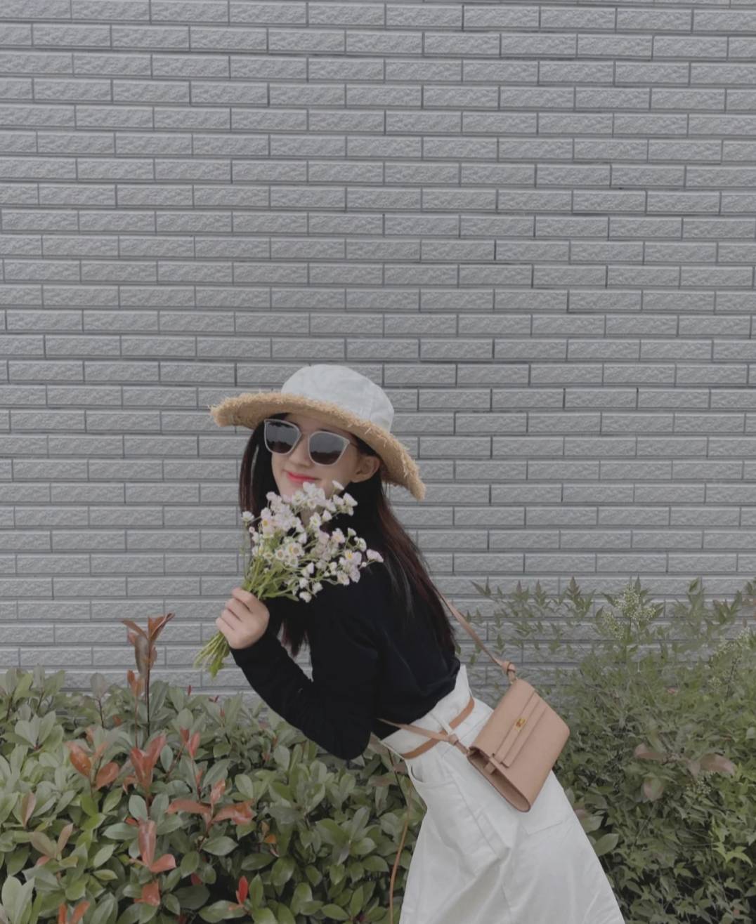 颜色 赵露思戴贝雷帽有多好看?韩剧女主脸被夸有气质,这才是氛围感美女