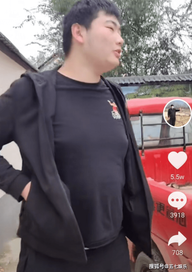 网传朱单伟被妻子赶走,什么东西都没拿,大衣哥带儿