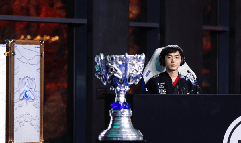 lpl圣枪哥flandre成为首位获得全球总决赛冠军的国产上单选手