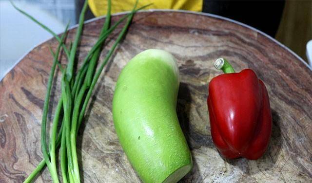 食材|秋天这菜正当季!5毛1斤,做成早餐孩子抢着吃,比吃汉堡炸鸡强