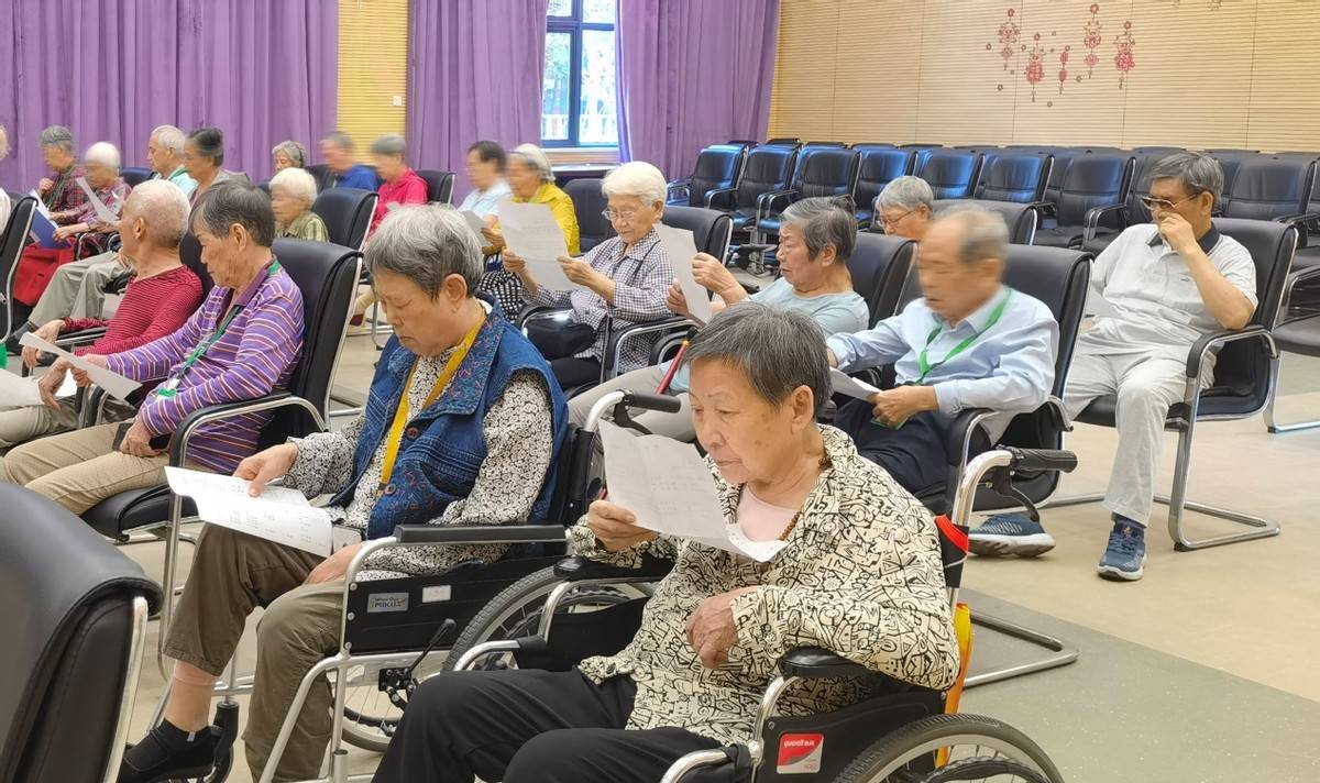 深圳市养老护理院开办老年大学,让文化滋养最美"夕阳红"