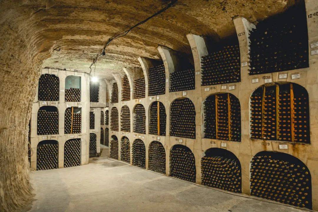 数据|醉新数据 | 摩尔多瓦2021前9个月葡萄酒出口成绩斐然！