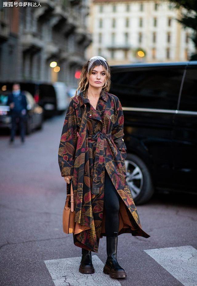 身材 风衣裙优雅又迷人，秋冬季一定要入手，尽显时尚潮流范儿