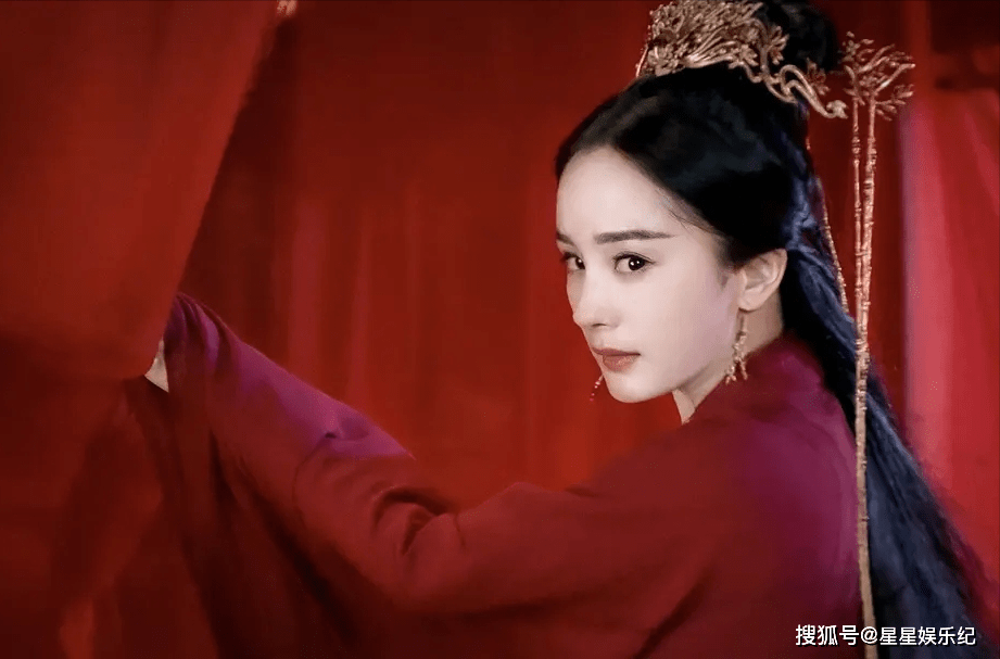 陈伟霆|《斛珠夫人》开播，“幂系古装”熟悉的配方，牵手陈伟霆上演师徒虐恋