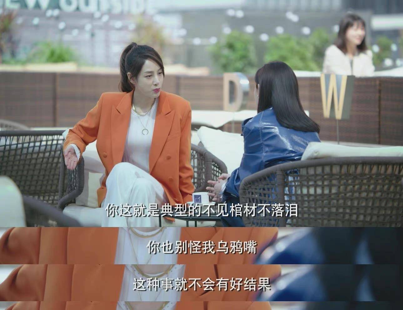 张予曦|手摸腹肌、衬衫吻、氛围感拉满，这才是成年人该看得剧！