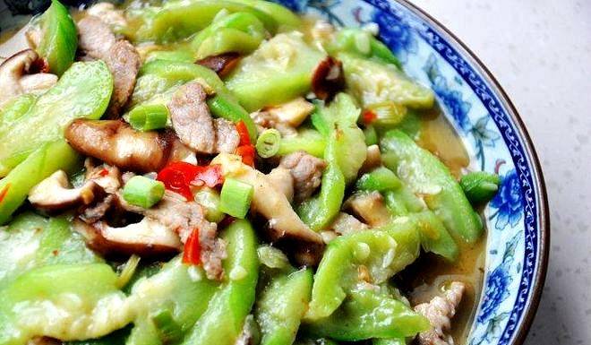 汤汁|上桌就被抢光的4款地道下饭菜，好吃到嘴角流油，配两碗饭秒光盘