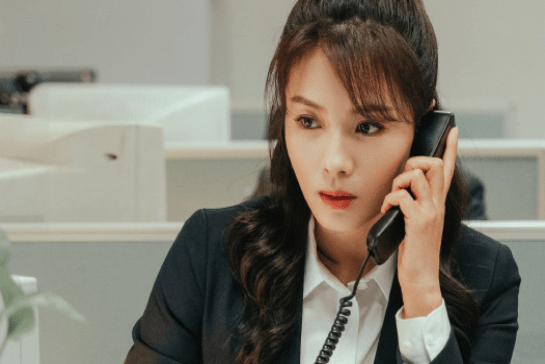 余丁|爆款电视剧出现了,刘涛再次翻红,《星辰大海》到底有多好看?