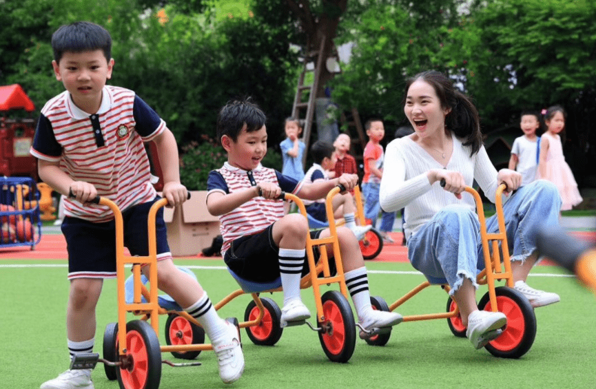 进行|教育部下发通知，幼儿园迎来3个变化，家长们听完松了口气