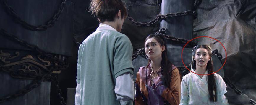 演技|张雪迎模仿紫霞眨眼被吐槽，综艺翻拍是重现经典还是东施效颦？