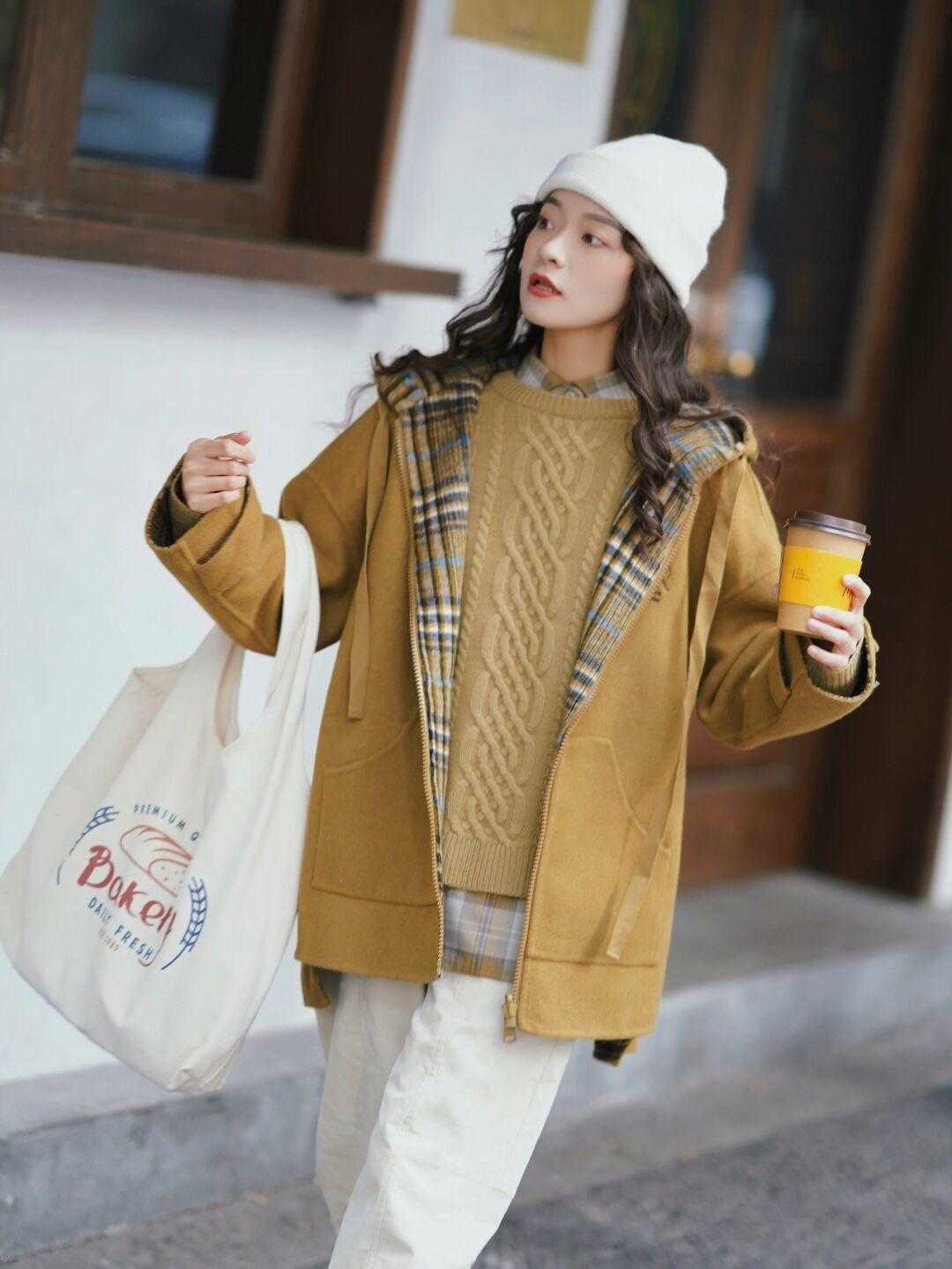 卫衣 时髦精们集合了！这三件能从小穿到大的单品，冬天保暖又洋气