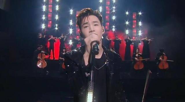 狂欢夜|精彩绝伦！天猫双11狂欢夜各路高手顶峰相见，网友直呼：太过瘾