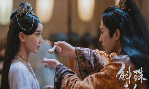 皇家|斛珠夫人方诸怎么变成太监的 原著大结局海市喜欢方诸还是帝旭