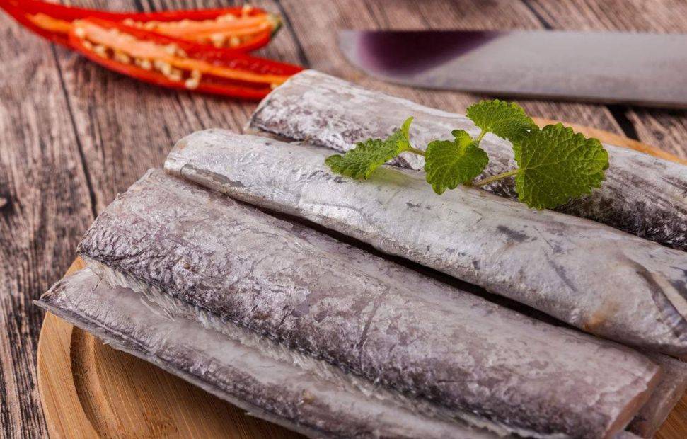 物质|“甲醛带鱼”是这般模样，要学会辨认！挑选带鱼前需明白以下内容