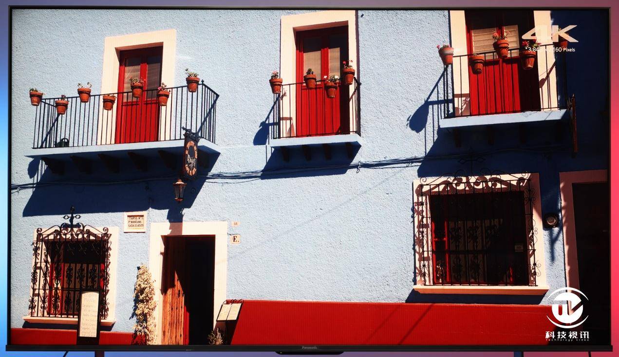 让人眼馋的精准色彩！松下TH-75JX900C高画质大屏电视体验