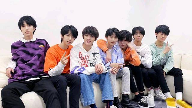 狂欢夜|精彩绝伦！天猫双11狂欢夜各路高手顶峰相见，网友直呼：太过瘾