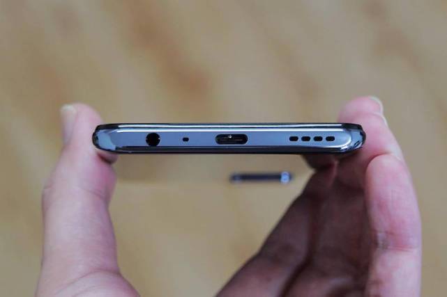 原创1899元流畅玩原神真我gtneo2t上手体验游戏党的神器