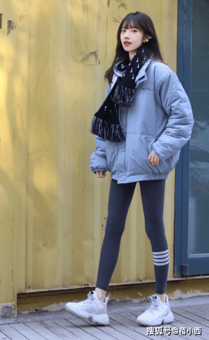 大腿 阔腿裤真的烂大街了!试试“无痕裤”,这才是2021年的显瘦神器!