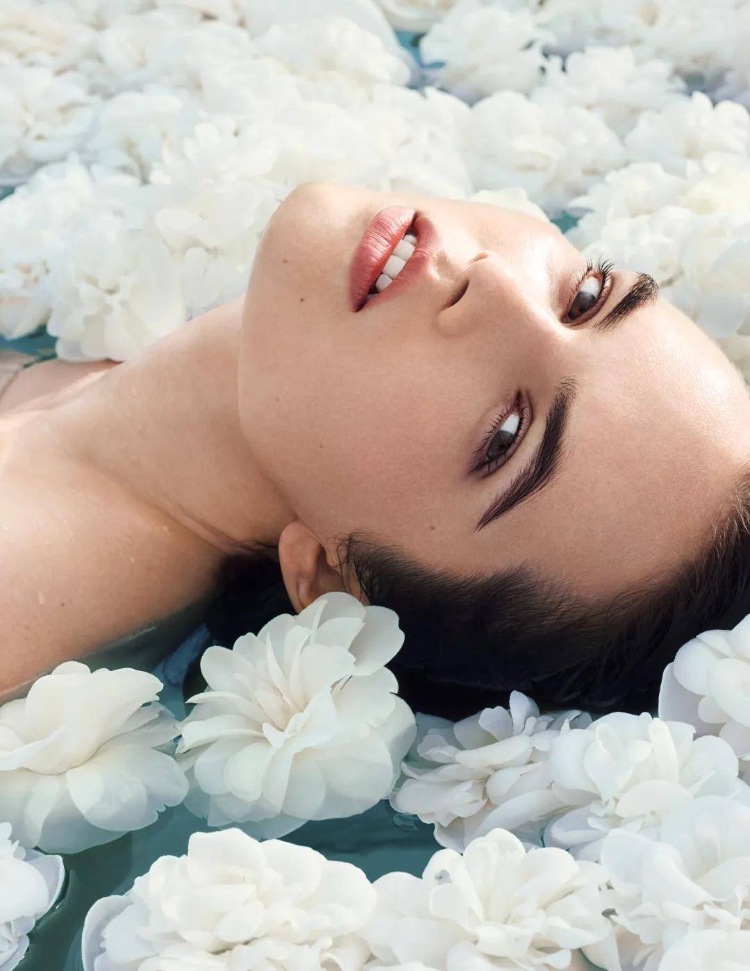 屏障RR · TRENDS | 换季修复指南