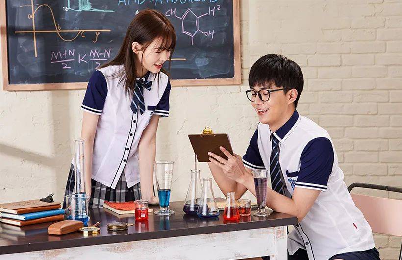 校服 郑州校服园服展品牌推荐 | 飒美特--用美学的经纬织就每一件校服