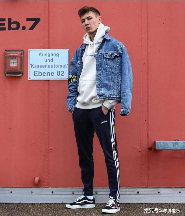 卫衣 男人过了40岁，只穿沉稳的风格？这4款单品让造型时髦减龄