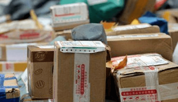 疫情|新冠病毒会通过快递外包装传播吗？快递怎么收才安全？