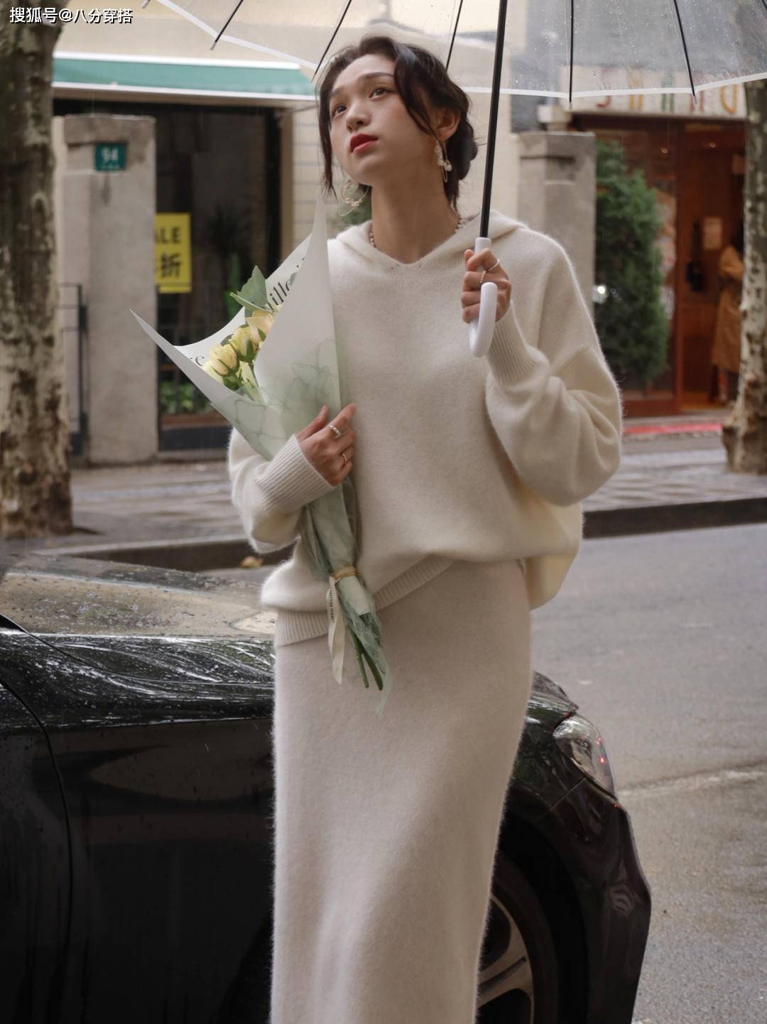 毛衣 冬季就适合穿“法式风毛衣”，这些单品百搭又显气质，美得高级
