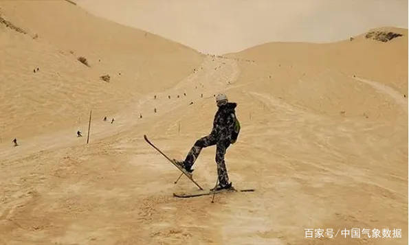 赤橙黄绿青蓝紫~这些颜色的雪你见过吗？