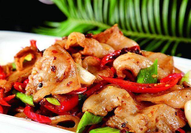 做法|想吃回锅肉不用出去买了,在家里也能轻松搞定,肥而不腻,超下饭